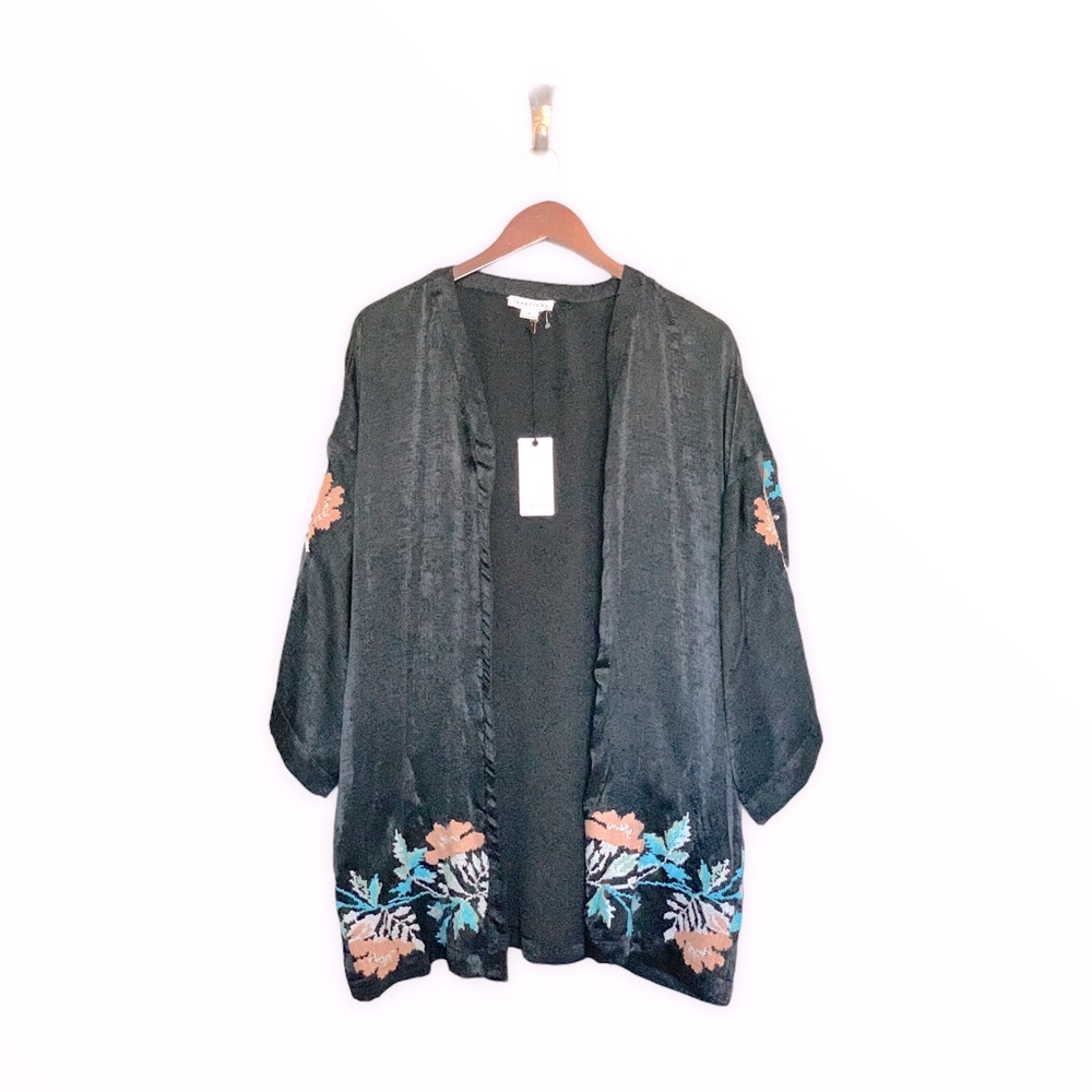 Love Riche Embroidered Top NWT